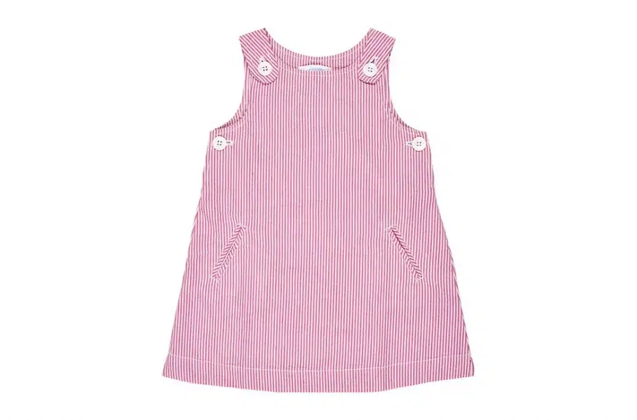 packshot d'une robe pour enfant photographiée à plat.