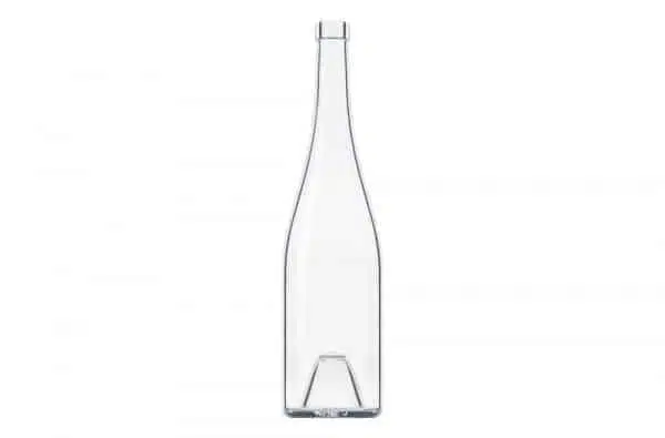 Photographie packshot en studio d'une bouteille en verre blanc Selective Line.